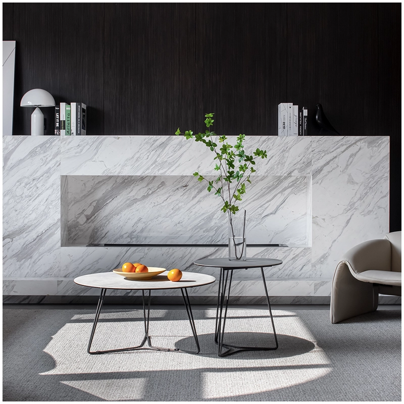Volakas Marble Fireplace in Luxury Apartment Volakas Marble Fireplace in Luxury Apartment
